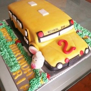 How to Make a Bus Cake with a Stiletto Shoe - Hotly Spiced