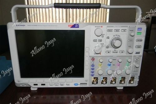  प्रयुक्त Tektronix MSO4104 मिक्स्ड सिग्नल ऑसिलोस्कोप 