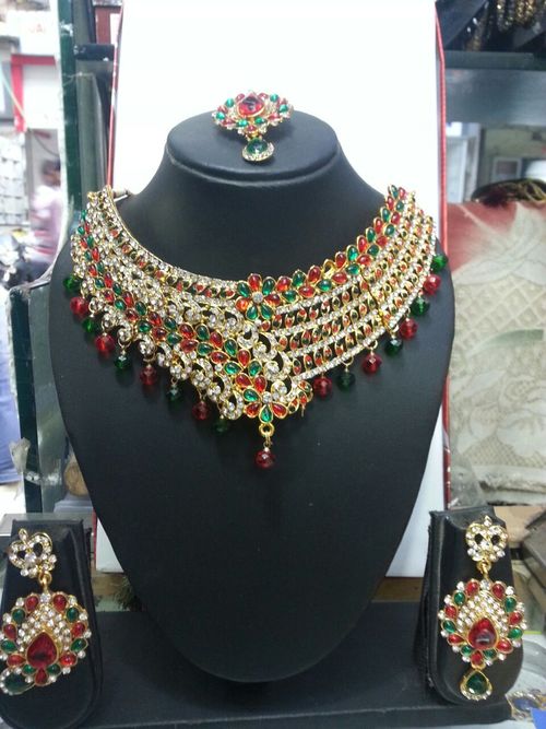 Exclusive Fashion Necklace Set