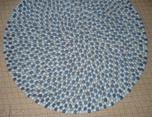 Felt Ball Rug (Magic)