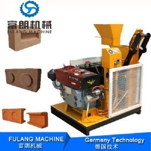 Compressed Earth Interlocking Brick Machine