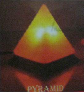 Rock Salt Pyramid Lamp