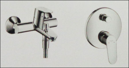 Single Lever Bath Mixer (Focus)