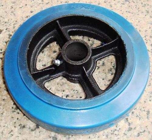 Rubber Wheel with Cast Iron Center