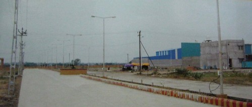 औद्योगिक प्लॉट 100 फीट रोड सेल और खरीद सेवा के साथ संलग्न हैं