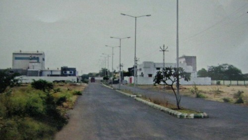 60 फीट रोड सेल और खरीद सेवा के साथ संलग्न औद्योगिक प्लॉट