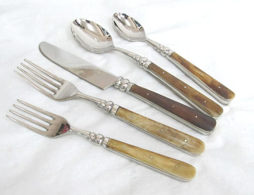 4 Pieces Bone Handle Designer Cutlery Set