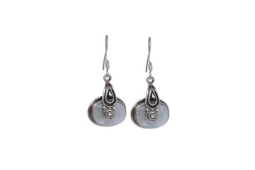 Sterling Silver Mother Of Pearl Earring