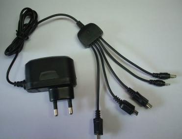 5 इन 1 मल्टी मोबाइल फोन ट्रैवल चार्जर्स