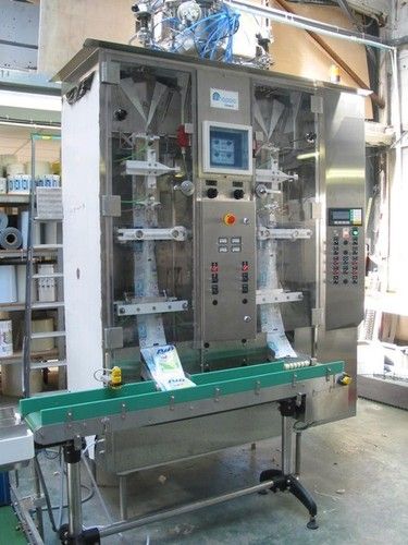 Liqut Filling Pouch Machine