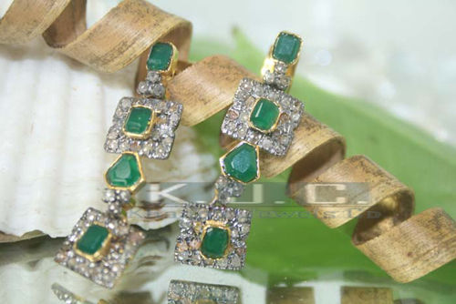 Grey 1.95 Ct Natural Diamond Emerald Antique Look Earrings