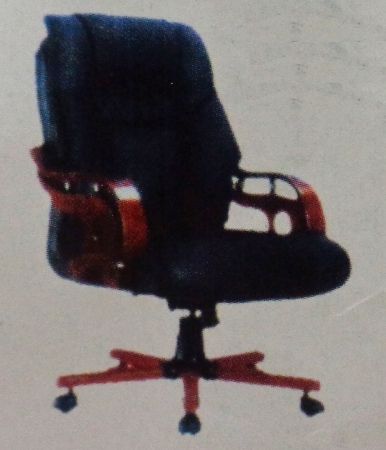 Director Series Chair (YF-115)