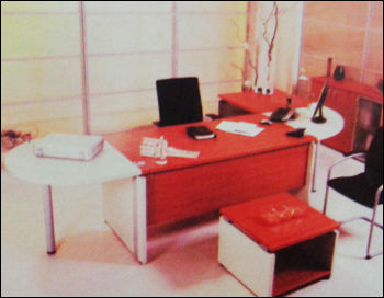 Fashionable Office Table (Get-08)