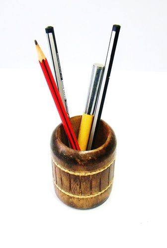 Barrel Shaped Pen Holder