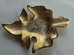 Metal Decorative Plate