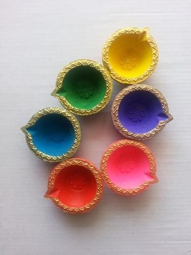 Finely Finished Decorative Diyas