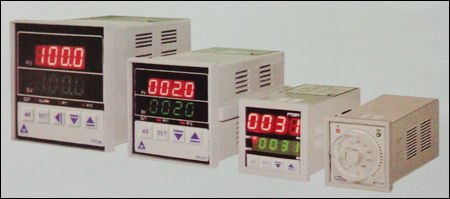 Temperature Controllers / Indicators