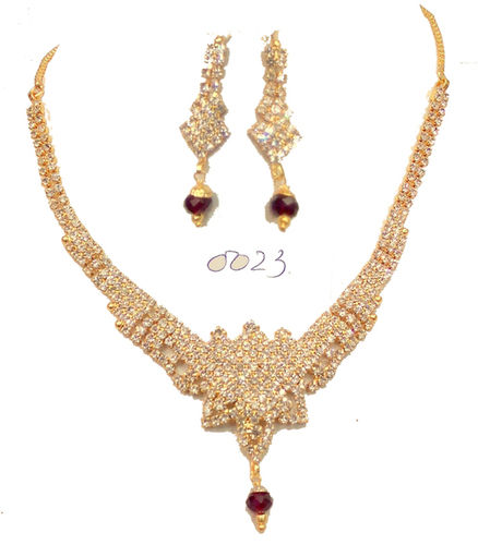 Ladies Designer Necklace Set