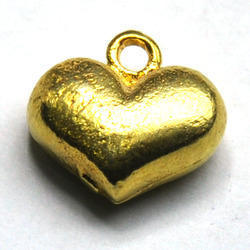 Heart Gold Plated Charm Pendant Gender: Women