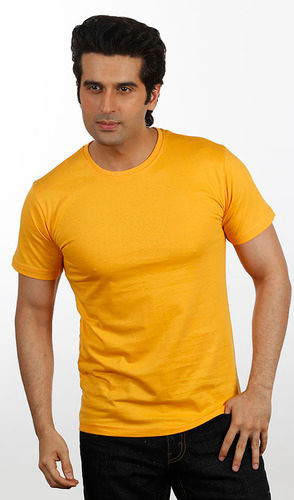 Men Yellow Solid Plain T-shirt