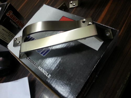 एल्यूमीनियम स्लाइड हैंडल