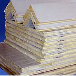 Corner PUF Sandwich Panel