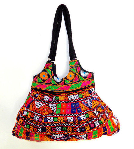 Fine Daily Wear Women's Bandhej Print Shoulder Bag - Kutchi Bandhani Purse,  Adult, Lightweight at Rs 150 in Ahmedabad