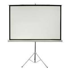 Tripoid Projector Screen