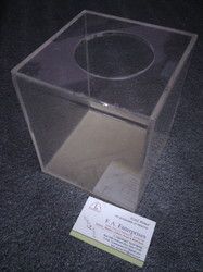 ऐक्रेलिक टिशू बॉक्स 