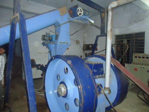 Fuel Briquetting Machine