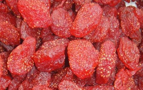 D Nuts Dried Strawberry