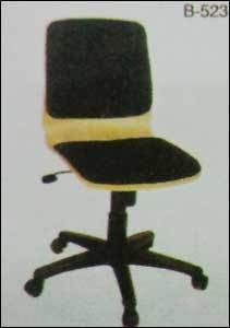 Chair (B 523)