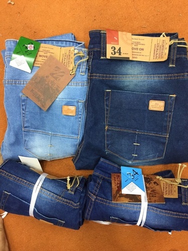 कैज़ुअल जीन्स