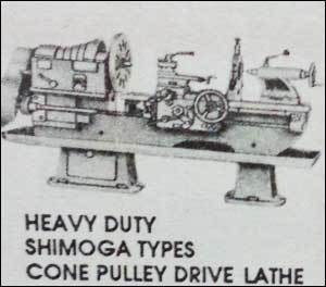 Heavy Duty Shimoga Types Cone Pulley Drive Lathe Machine