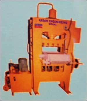 Flyash Brick Making Machine (Semi Automatic)