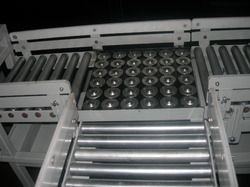 Roller Conveyor with Ball Transfer Unit