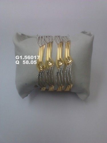 G1.56017 Gold Bangles