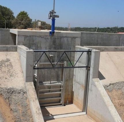 Wall Thimble Mounted Sluice Gates