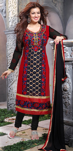 मैजेस्टिक - रेड एंड ब्लैक सूट