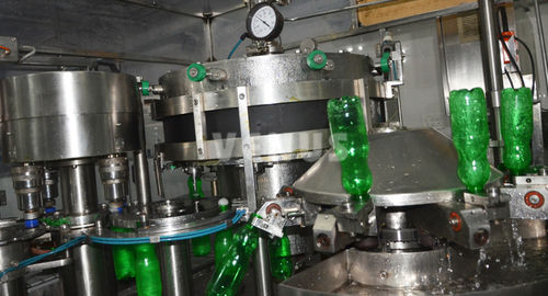 Carbonated Water (Soda) And Beverages (Csd) Filling Machine