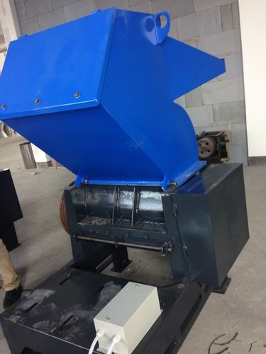 Plastic Components Cutting Crusher