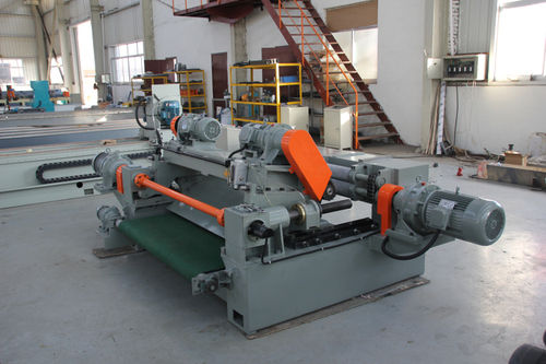 Veneer Peeling Machine