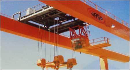 Heavy Gantry Crane With Cabin And Top Mounted Hoist