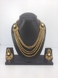 Designer Kundan Necklaces With White Pearl Set