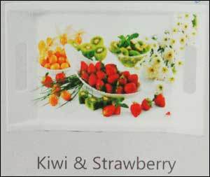 ट्रेंडी ट्रे (कीवी और स्ट्राबेरी)