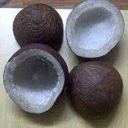  साबुत नारियल 