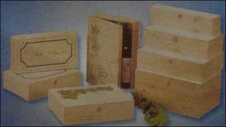 Designer Wood Packaging Boxes