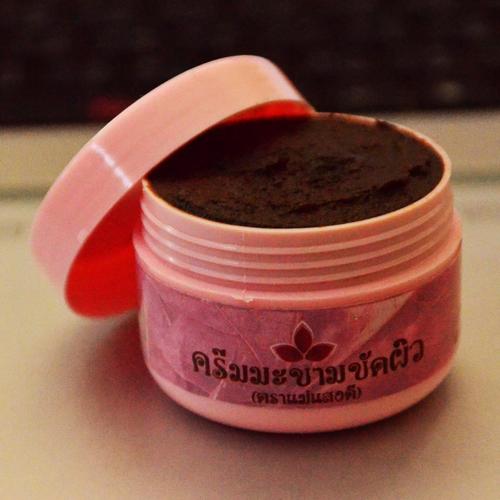 Phayao Tamarind Scrub And Mask Cream