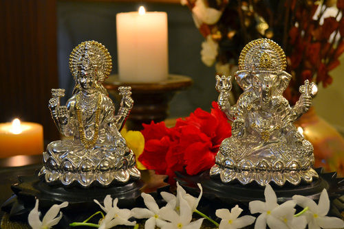Laxmi And Ganesha Statue