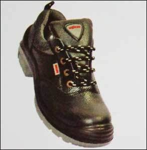 Safety Shoe (Nucleus)